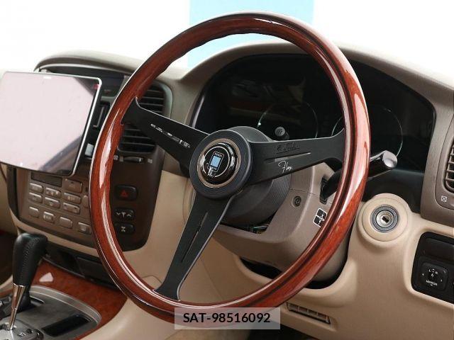 Toyota LAND CRUISER 2005-01 1825914-15