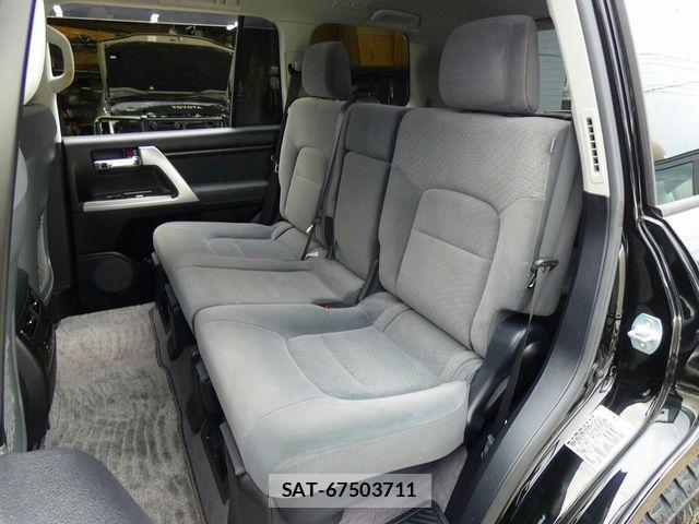 Toyota LAND CRUISER 2013-06 1825919-15