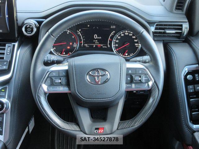 Toyota LAND CRUISER 2023-05 1847057-25