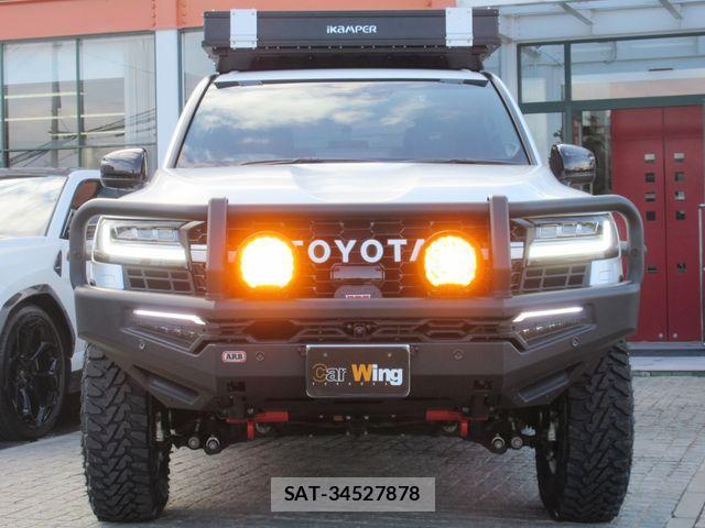 Toyota LAND CRUISER 2023-05 1847057-2