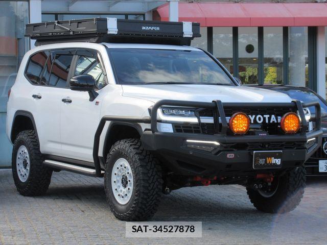 Toyota LAND CRUISER 2023-05 1847057-3