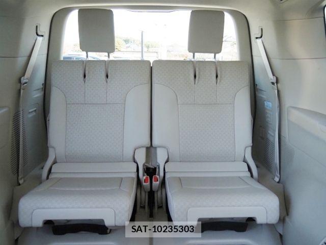 Toyota LAND CRUISER 2024-11 1904333-16
