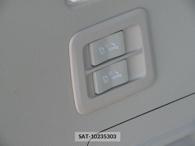 Toyota LAND CRUISER 2024-11 1904333-17