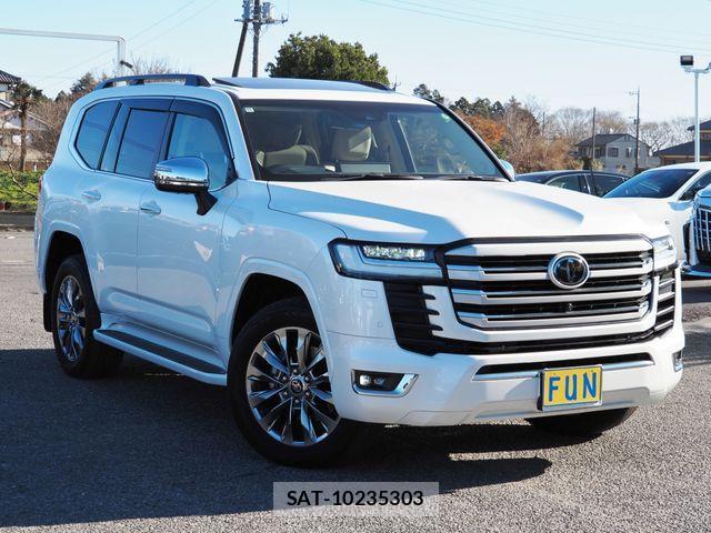 Toyota LAND CRUISER 2024-11 1904333-2