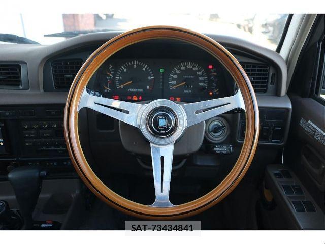 Toyota LAND CRUISER 1996-01 1932502-4