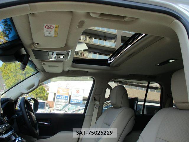 Toyota LAND CRUISER 2024-06 2030100-16