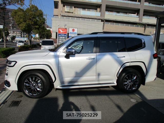 Toyota LAND CRUISER 2024-06 2030100-2