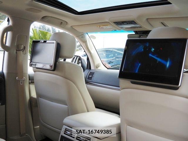 Toyota LAND CRUISER 2020-01 2081412-15