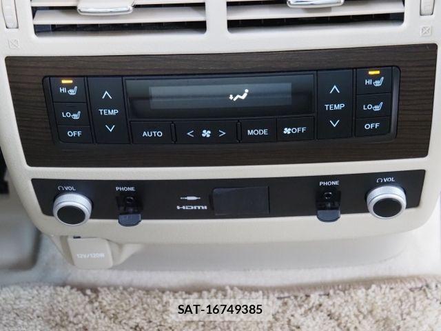 Toyota LAND CRUISER 2020-01 2081412-17