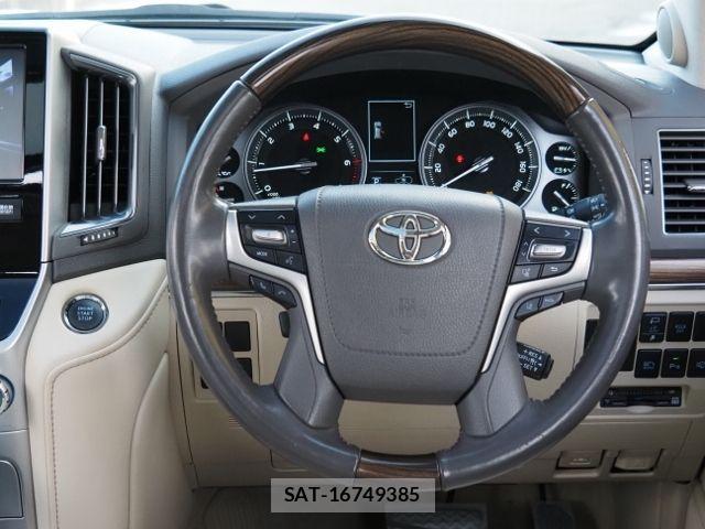 Toyota LAND CRUISER 2020-01 2081412-22