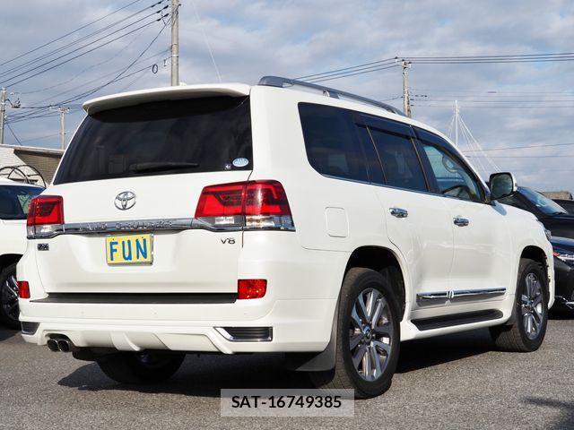 Toyota LAND CRUISER 2020-01 2081412-4
