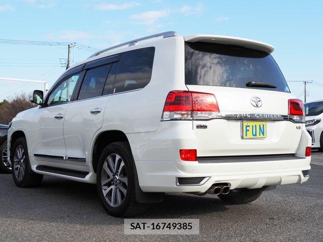 Toyota LAND CRUISER 2020-01 2081412-5