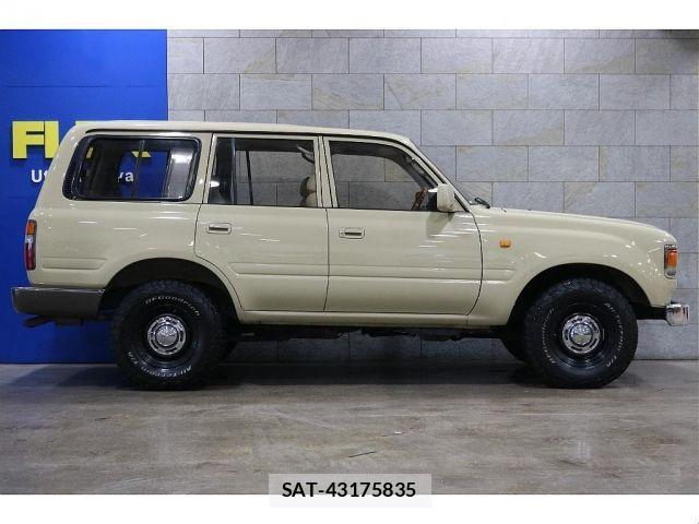 Toyota LAND CRUISER 1994-01 2081464-16