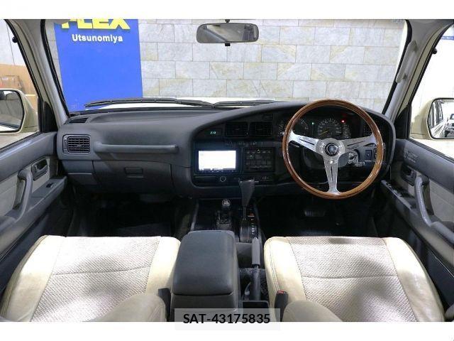 Toyota LAND CRUISER 1994-01 2081464-1
