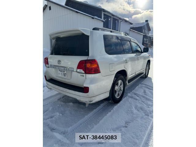 Toyota LAND CRUISER 2014-06 2102828-4