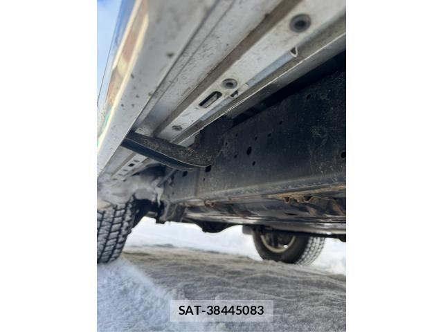 Toyota LAND CRUISER 2014-06 2102828-6