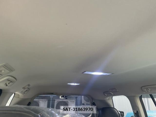 Toyota LAND CRUISER 2015-04 2248914-15