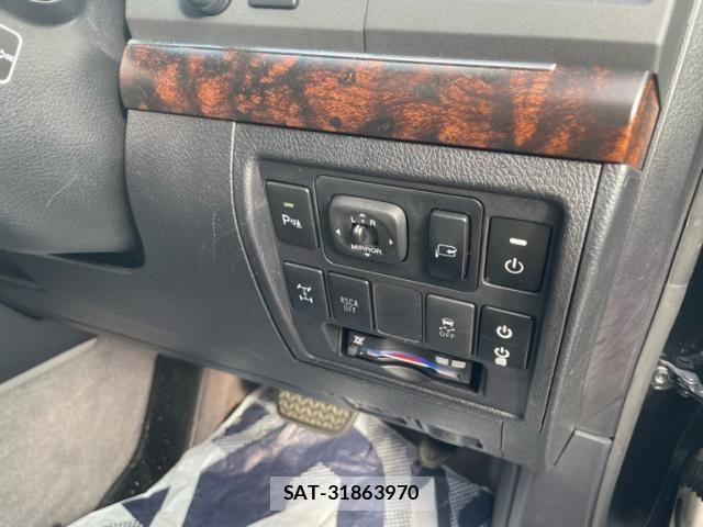 Toyota LAND CRUISER 2015-04 2248914-16