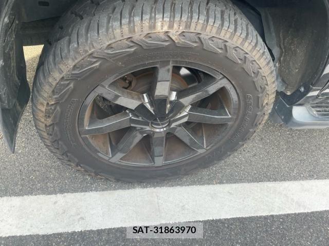 Toyota LAND CRUISER 2015-04 2248914-6