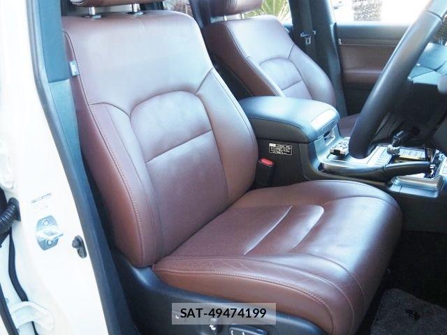Toyota LAND CRUISER 2021-01 2316708-12
