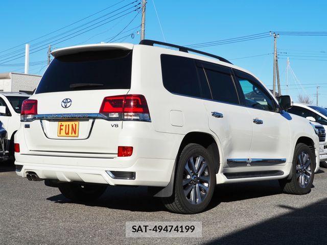 Toyota LAND CRUISER 2021-01 2316708-4