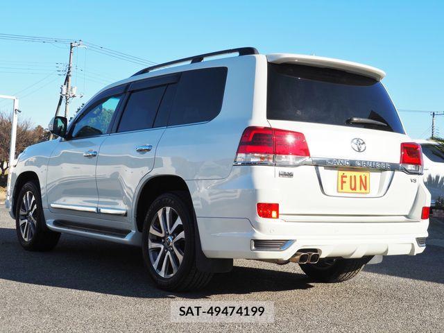 Toyota LAND CRUISER 2021-01 2316708-5
