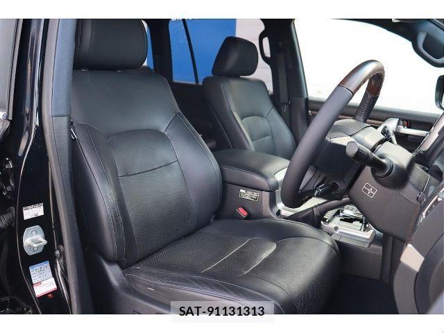 Toyota LAND CRUISER 2016-01 2962552-10