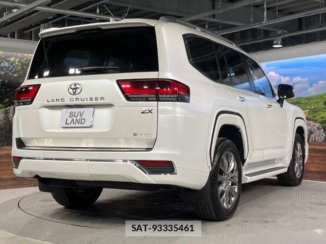 Toyota LAND CRUISER 2023-07 3015031-17