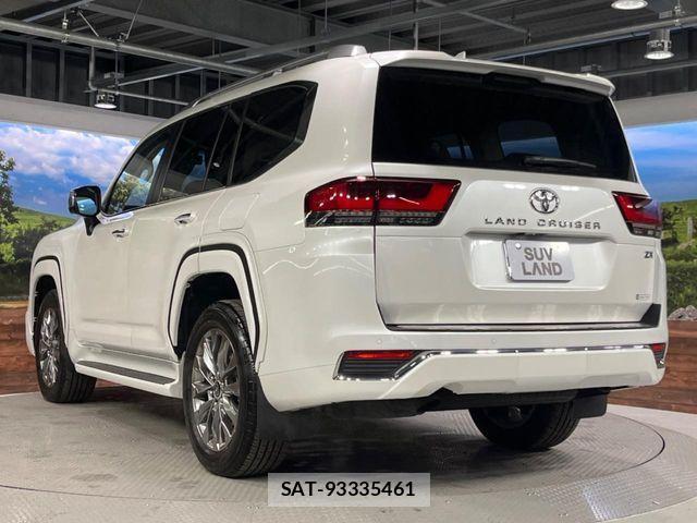 Toyota LAND CRUISER 2023-07 3015031-19