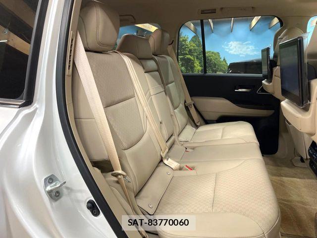 Toyota LAND CRUISER 2023-09 3377244-9
