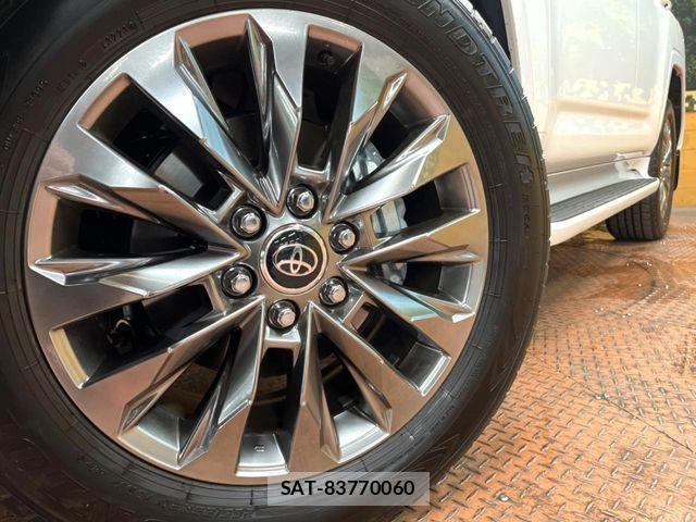 Toyota LAND CRUISER 2023-09 3377244-14