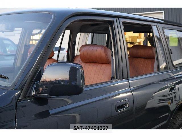 Toyota LAND CRUISER 1993-01 3673831-16