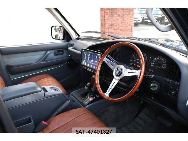 Toyota LAND CRUISER 1993-01 3673831-2