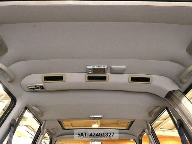 Toyota LAND CRUISER 1993-01 3673831-8