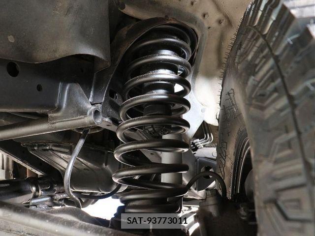 Toyota LAND CRUISER 1994-01 3673841-12