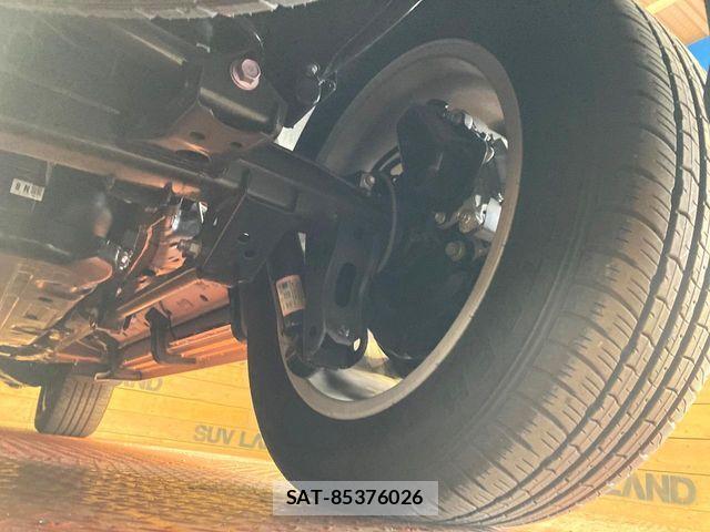 Toyota LAND CRUISER 2023-10 3673819-19