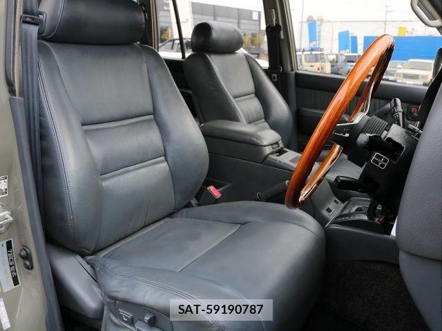 Toyota LAND CRUISER 1993-01 3770993-5