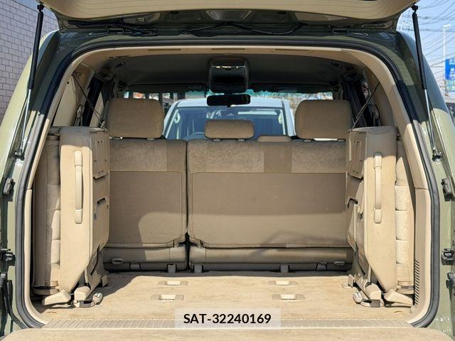 Toyota LAND CRUISER 2006-05 4325942-16