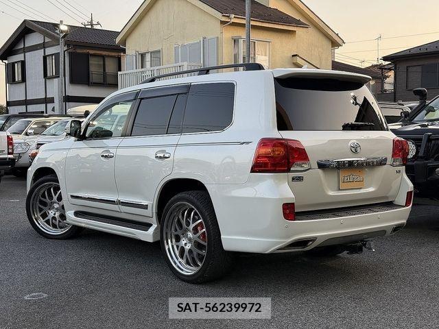 Toyota LAND CRUISER 2012-02 4325921-2