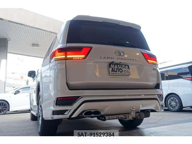 Toyota LAND CRUISER 2023-10 4754841-11