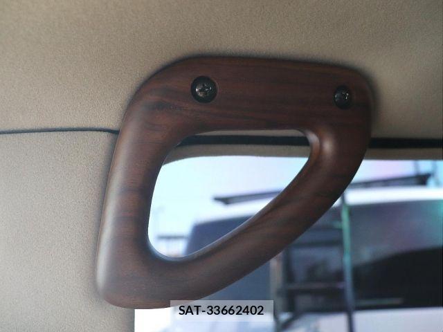 Toyota LAND CRUISER 2006-01 4962963-18