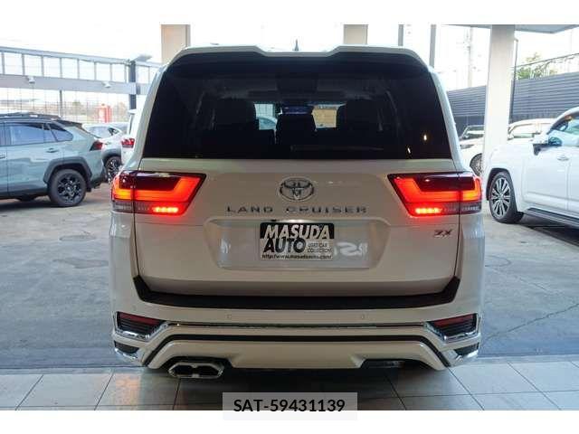 Toyota LAND CRUISER 2023-06 5870546-5