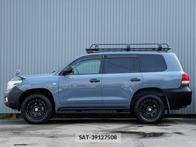 Toyota LAND CRUISER 2010-06 5870571-10