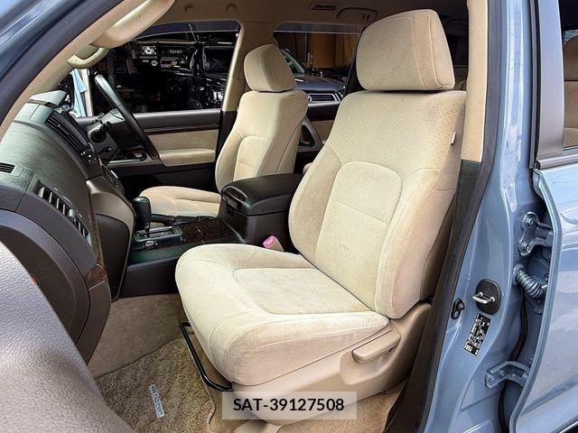 Toyota LAND CRUISER 2010-06 5870571-14