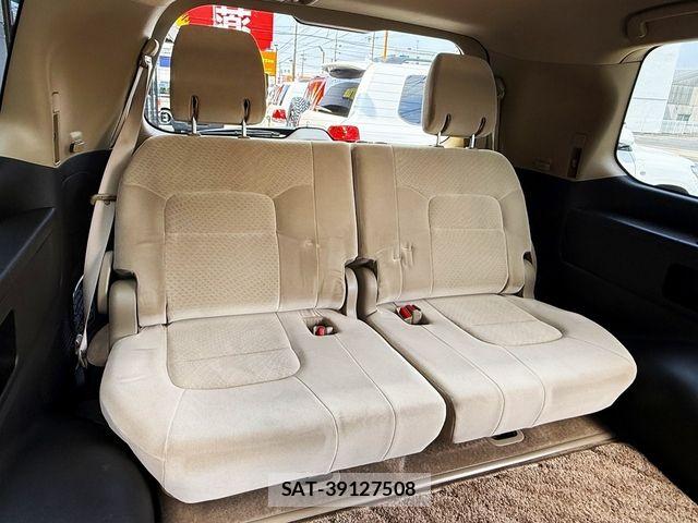 Toyota LAND CRUISER 2010-06 5870571-16