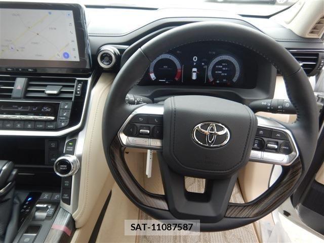 Toyota LAND CRUISER 2026-01 6002644-19