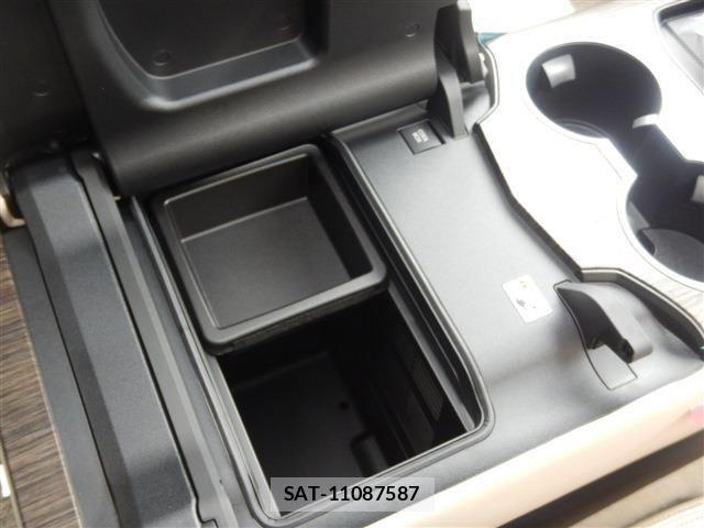 Toyota LAND CRUISER 2026-01 6002644-22
