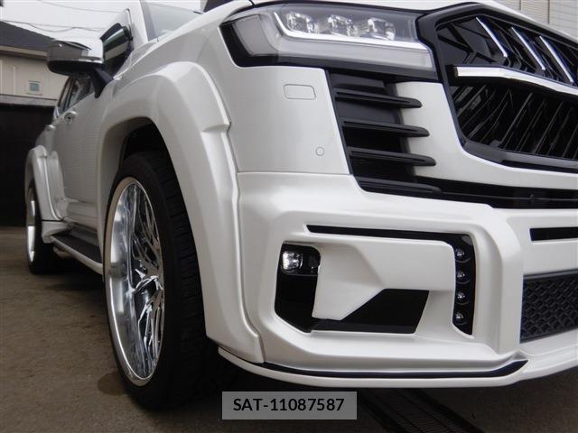 Toyota LAND CRUISER 2026-01 6002644-5