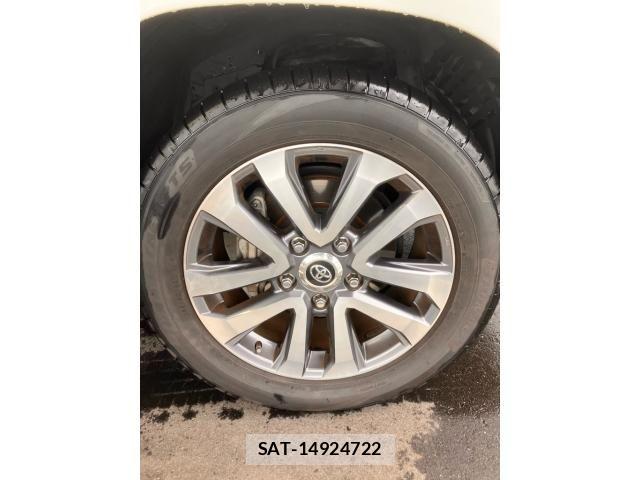 Toyota LAND CRUISER 2016-04 6002667-10