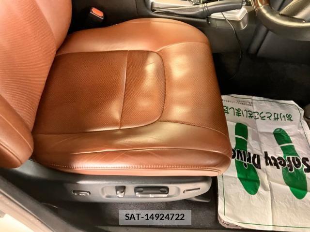 Toyota LAND CRUISER 2016-04 6002667-14